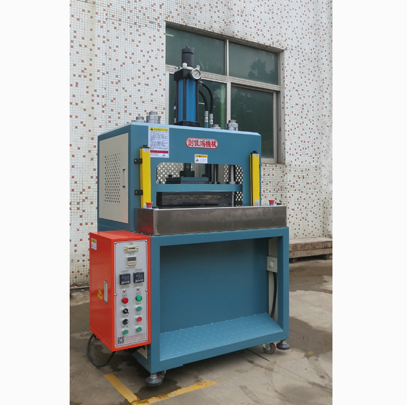 四柱油壓發(fā)熱機(jī)